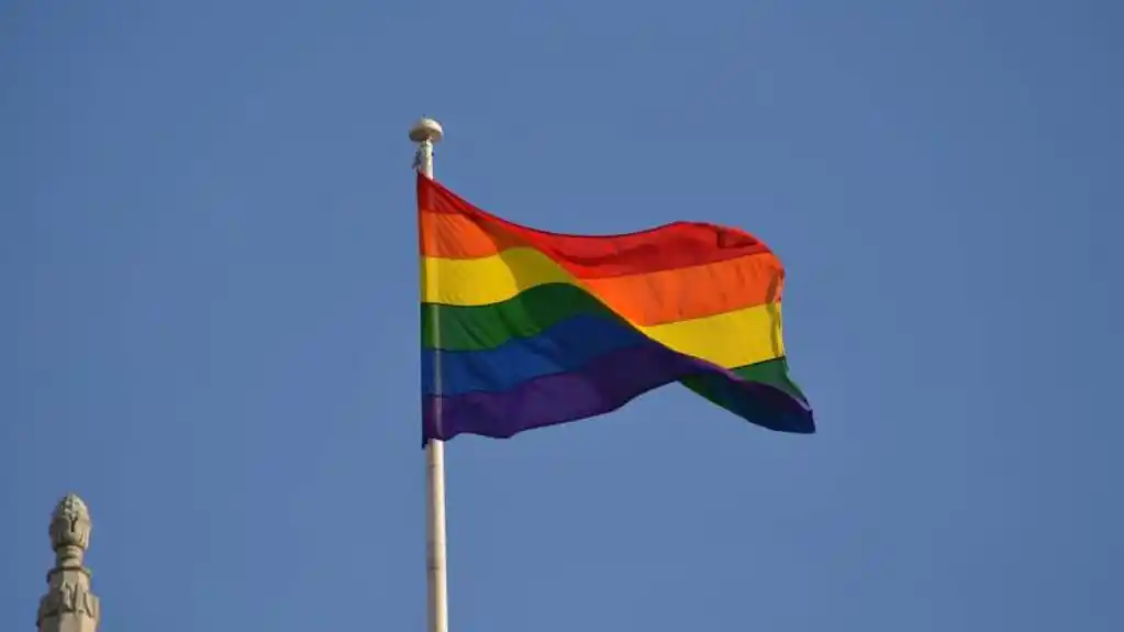 Orban zabranio LGBTQ simbole na vladinim zgradama