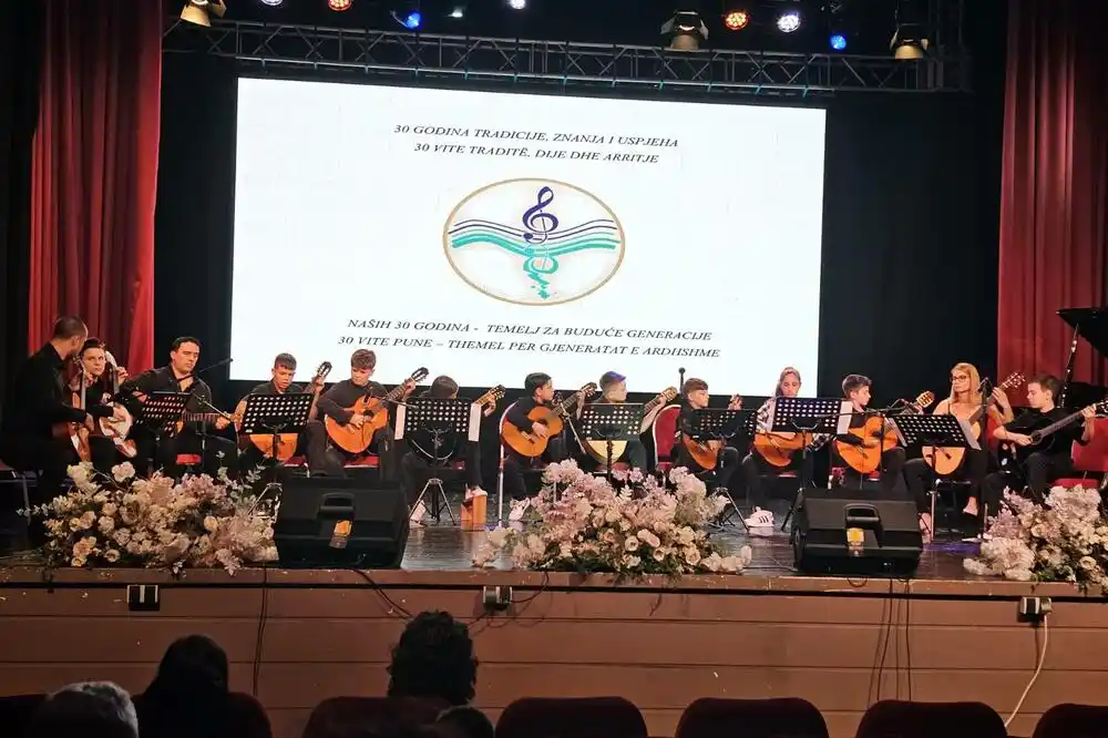 Osnovna muzička i baletska škola u Ulcinju obilježava 30 godina postojanja