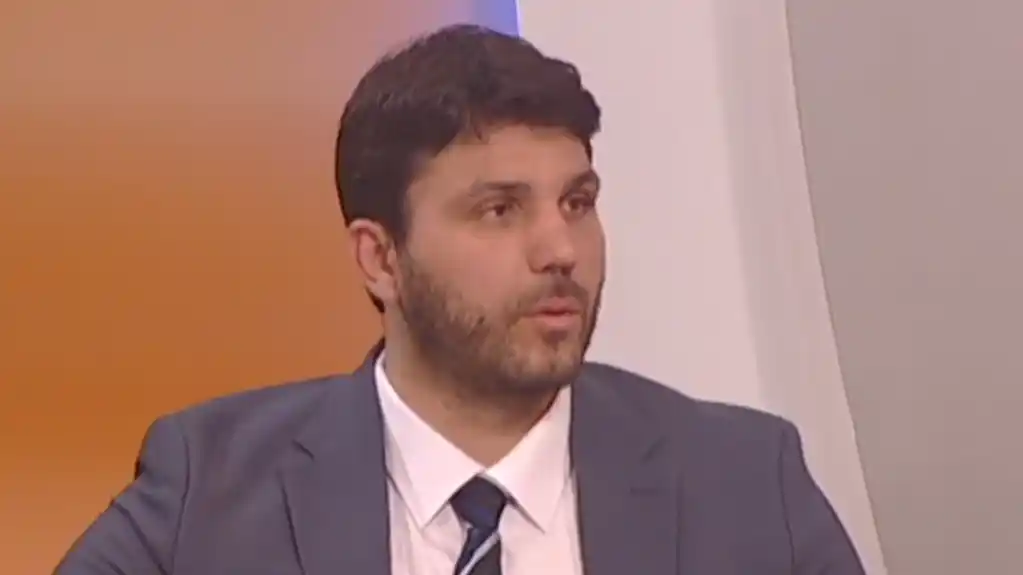 Otašević: Kračković i Camović tražili da prećutim nezakonito točenje goriva i pozive na fizičke obračune u prostorijama Gradske TV