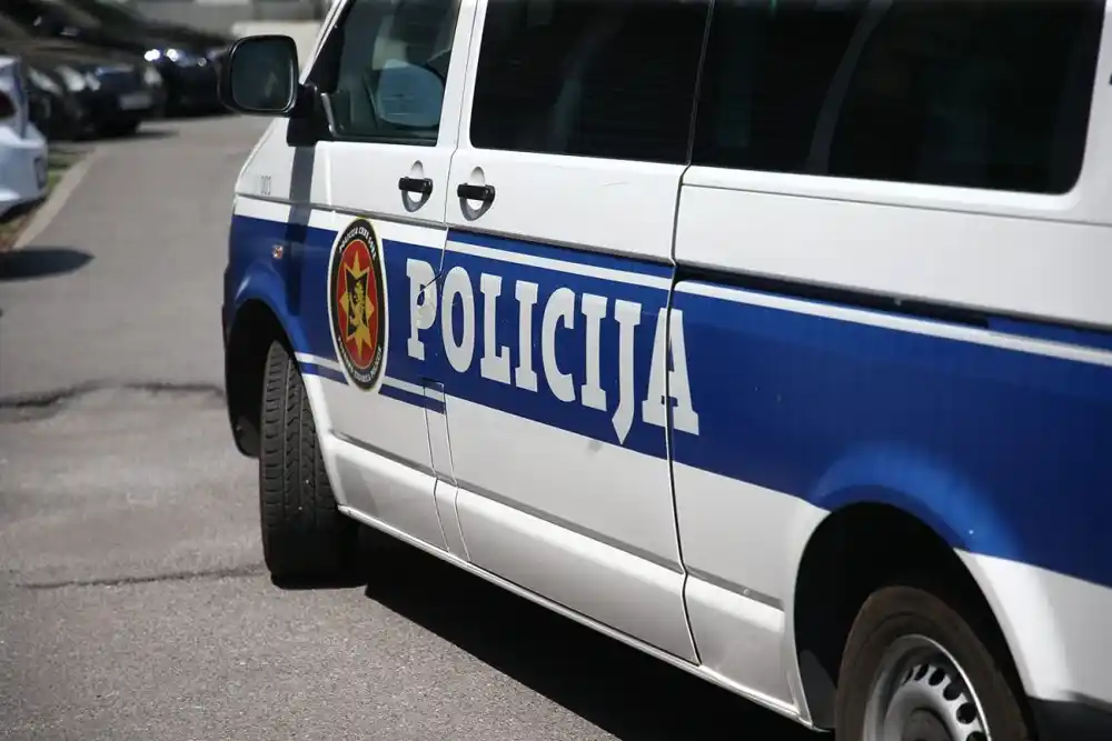 Podgoričanin osumnjičen da je udario oca u glavu, a potom prijetio da će ga ubiti