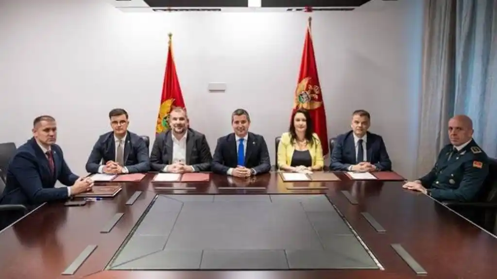 Potpisan Sporazum o SARADNJI  sa pomorskom informativnom jedinicom