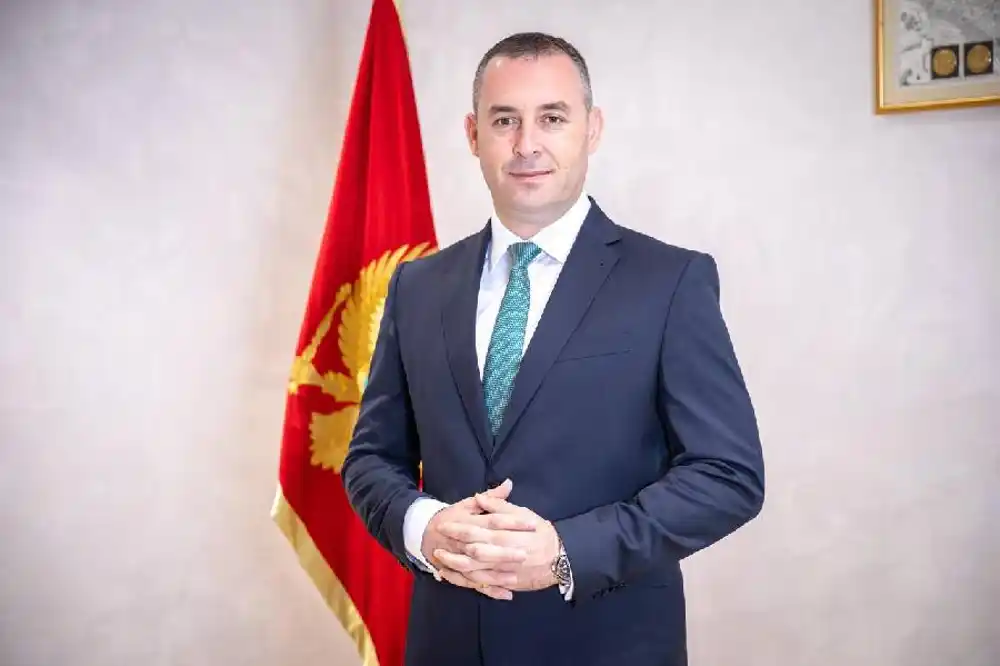 Šćekić: Joković treba da objasni zašto SNP nije prešao u Podgorici, Herceg Novom, Kotoru i Baru!