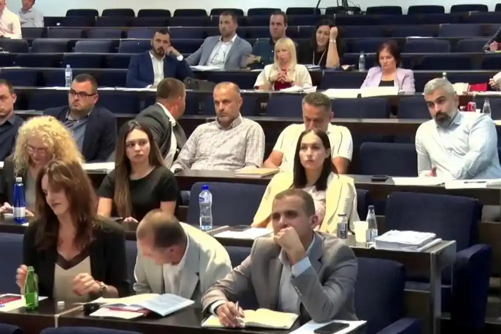 SO Bar: Osnovan Zavod za prostorno planiranje, opoziciju brine nedostatak stručnog kadra