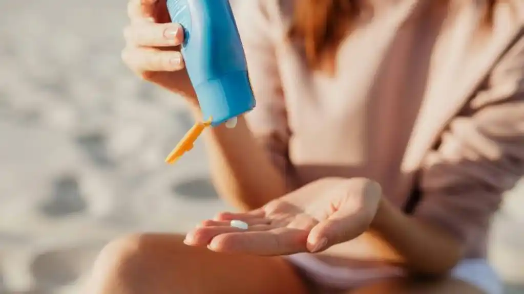 Šta znači SPF BROJ na kremama? Evo kako izračunati koliko dugo vas štiti