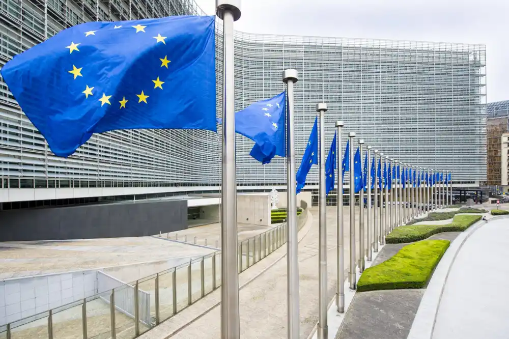 Troškovi rada po satu porasli su za 3,4 odsto u eurozoni, dok su u EU zabilježili rast od 4,1 procenat