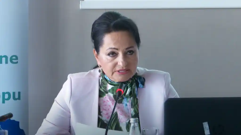 Vještak će se izjasniti koliko je Medenica  ZDRAVSTVENO SPOSOBNA da prati dalji tok sudskog postupka