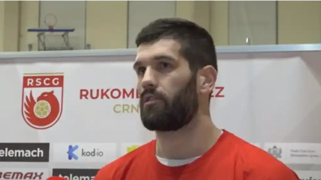 Vuko Borozan i DALJE u DRESU Vardara