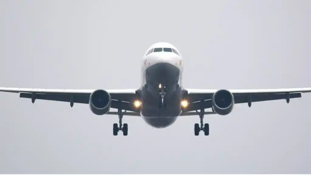 Avioni u Poljskoj PRINUDNO prizemljeni zbog  KVARA na sistemu upravljanja saobraćajem