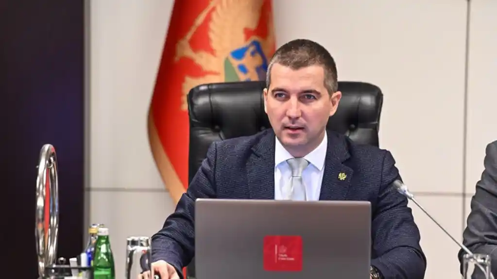 Bečić – Suspendovana još tri policijska službenika, donijeta rješenja o prestanku službe za dva vojnika