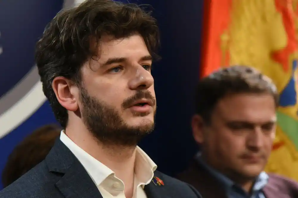 Čarapić: Napravljen ključni preduslov da zavlada građanska politika