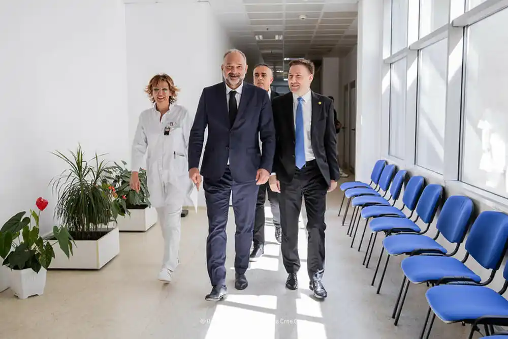 Crna Gora dobila najsavremeniji linearni akcelerator za liječenje malignih bolesti