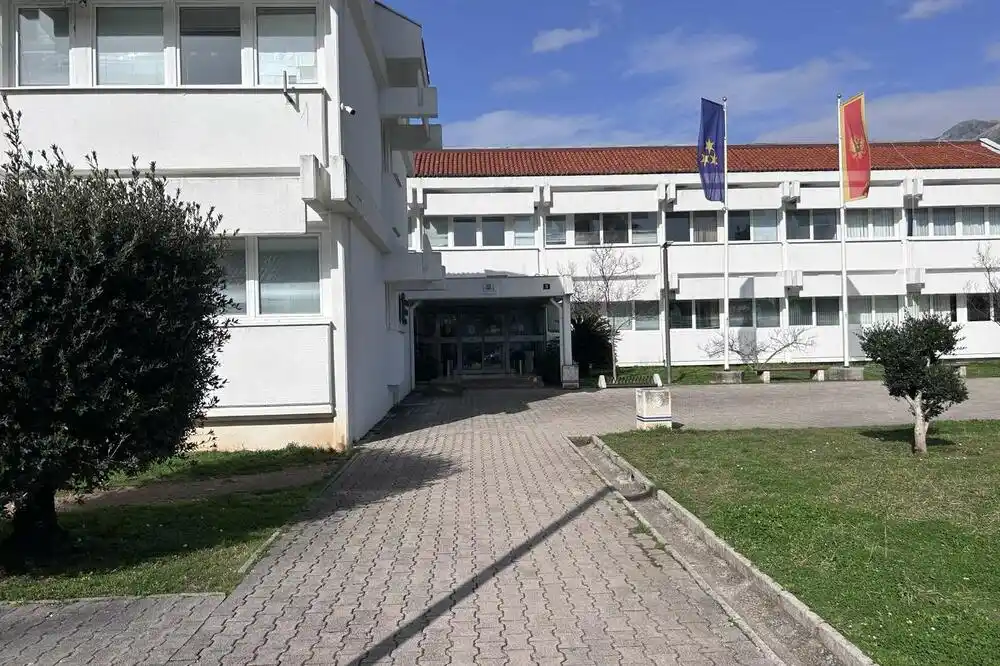 DPS preuzeo i Parking servis u Budvi, za direktoricu izabrana Dragana Pima