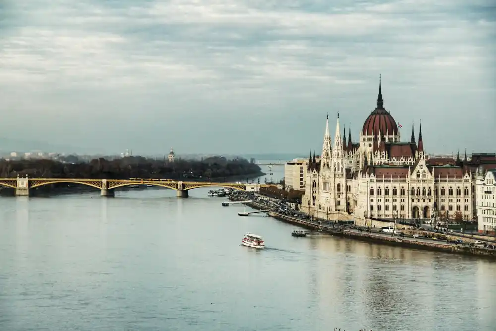 EU planira direktnu pomoć opoziciji u Budimpešti