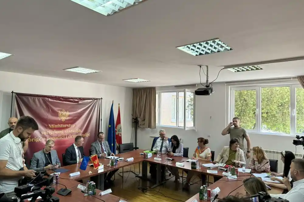 Gutić: Crna Gora se suočava sa nizom demografskih problema, podaci upozoravaju na odgovorno djelovanje