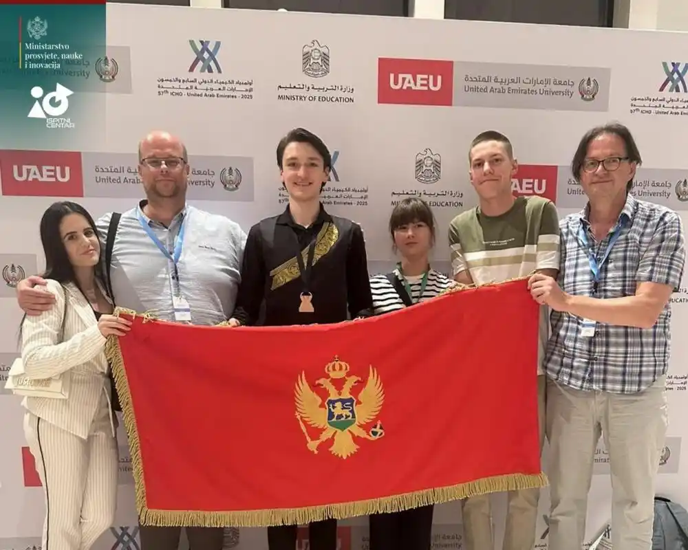 Istorijski uspjeh: Aleksa na Dan državnosti donio Crnoj Gori prvu medalju sa Olimpijade iz hemije