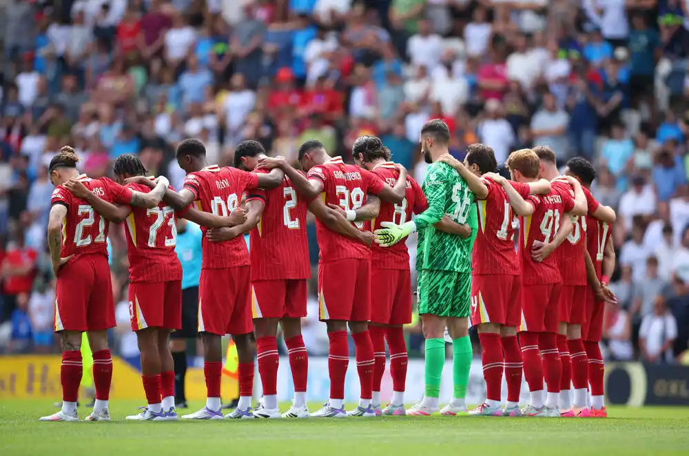 Liverpul igra prvu utakmicu nakon Žotine smrti, Slot: Igrači bi trebalo da se ponašaju u skladu sa emocijama