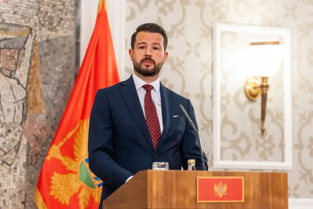 Milatović od Mandića traži da hitno uvrsti u dnevni red izbor Bemaksove advokatice za sutkinju Ustavnog suda