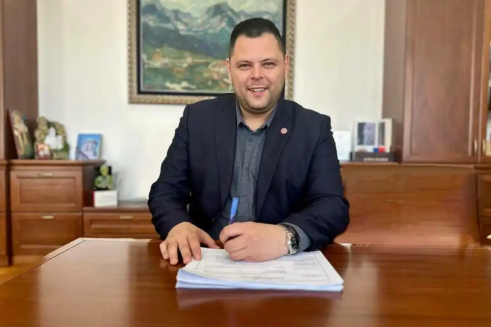 Mimo zakona isplatili 220.500 eura naknada: ASK utvrdio da je Opština Nikšić prekršila propis o finansiranju kampanja