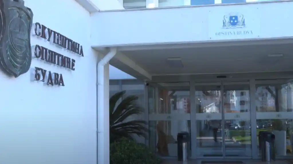 Na sjednici SO Budva usvojen program  SOCIJALNOG STANOVANJA: Rješavanje krova nad glavom kao PRIORITET