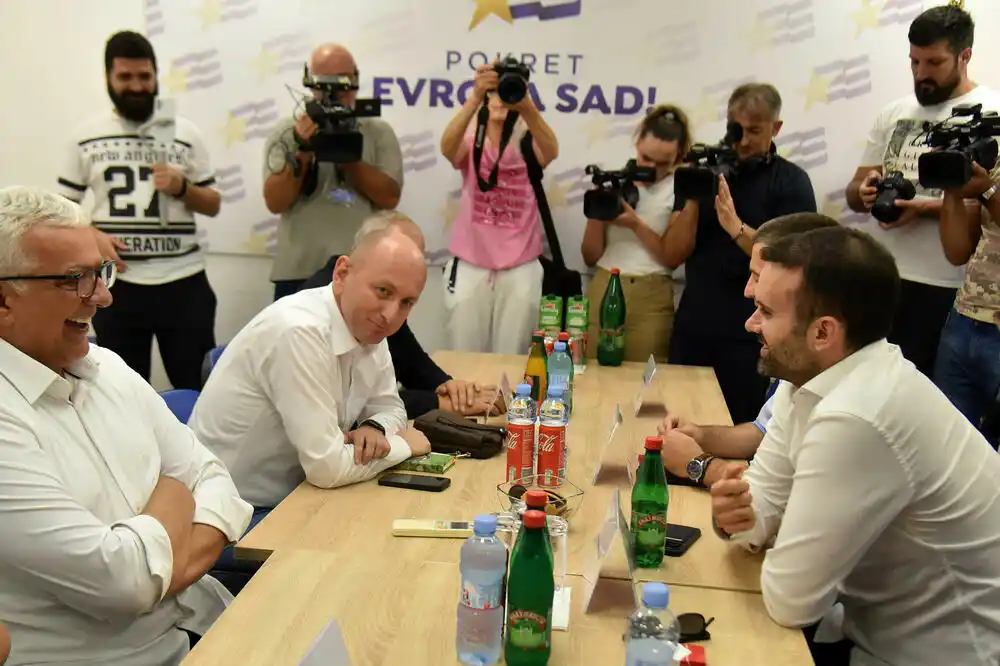 Partijske direktore ukidaju do kraja godine?
