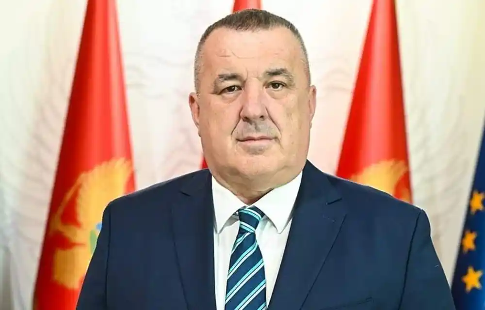 Rađenović: Nema opravdanja za linearno povećanje odborničkih naknada