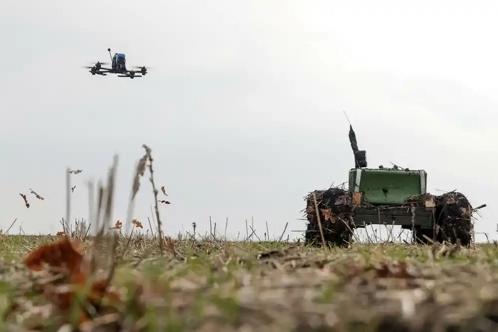 Rusija presrela 126 ukrajinskih dronova, jedna osoba poginula u napadima