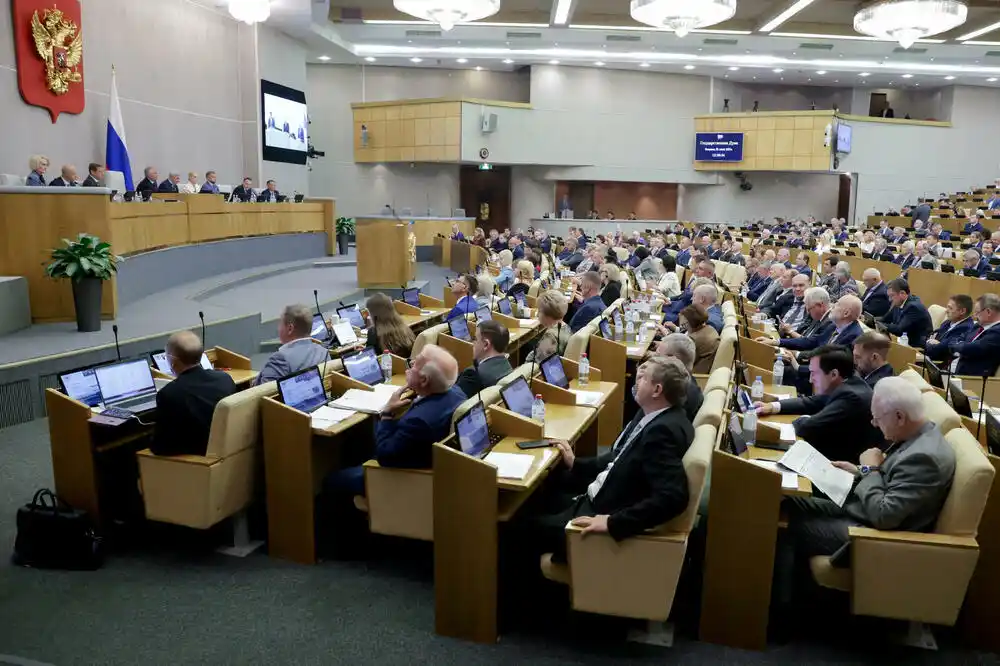U Rusiji donijet zakon o kažnjavanju onih koji na internetu traže „ekstremističke materijale“