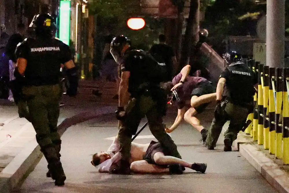 U Srbiji se ne traži samo smjena vlasti – cilj je promjena sistema