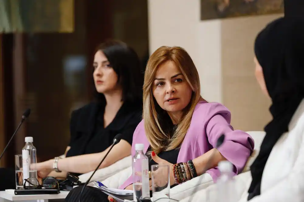 Uljarević: Obrazovni sistem da osnaži mlade da odbace narative mržnje