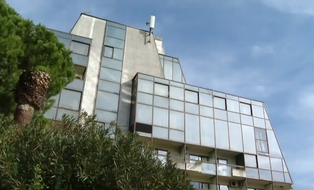 Vektra Boka: Krivične prijave i otužbe za zloupotrebu položaja i prevare