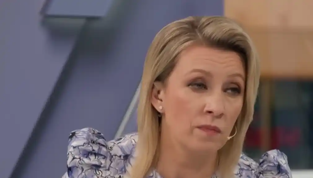 Zaharova: Vlasti u Francuskoj su se izjasnile – spremne su da žrtvuju hrišćanstvo i pobjedu u Drugom svjetskom ratu zbog neonacističkog režima u Kijevu