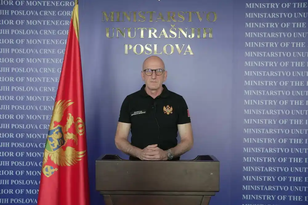 Bešović: Vjerujemo da ćemo uz pomoć partnera požare staviti pod kontrolu