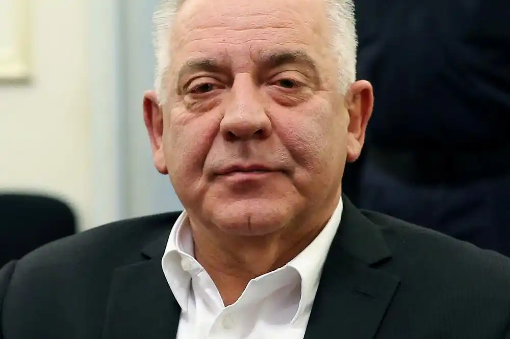 Bivši hrvatski premijer Sanader izašao na uslovnu slobodu