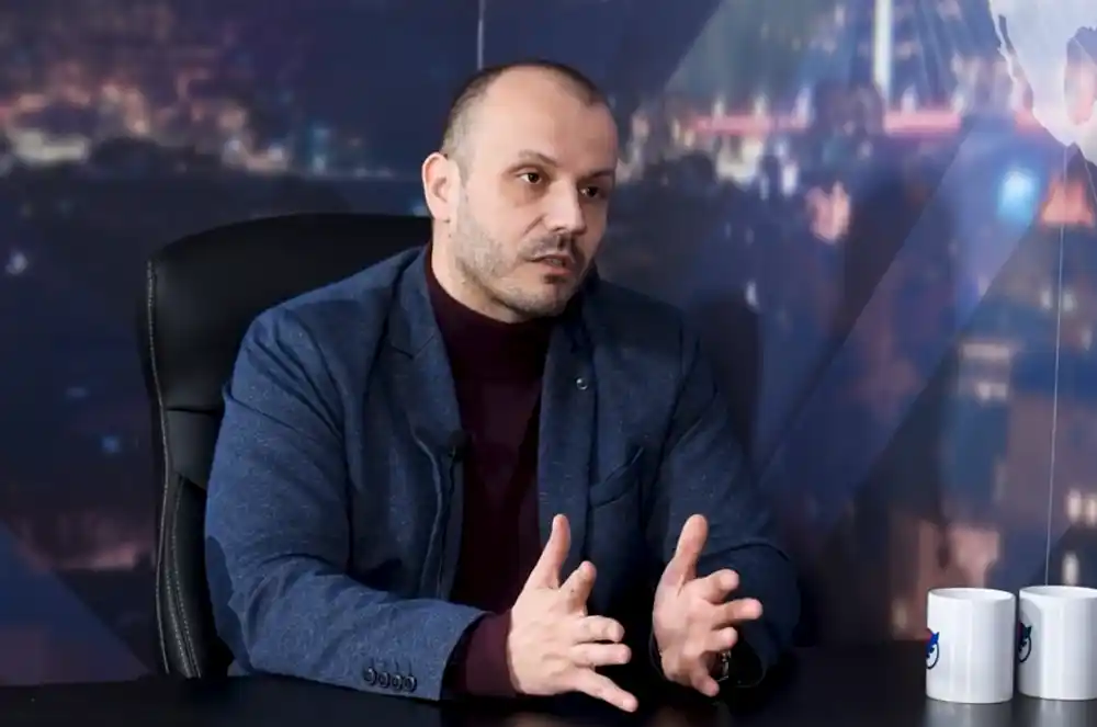 Damjanović: Niko krupno ka’ ambasador ne laže