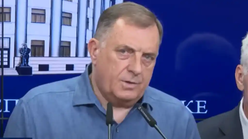 Dodik: „Tražit ću od Rusije da stavi veto na produženje mandata EUFOR-a, moramo ih se osloboditi“
