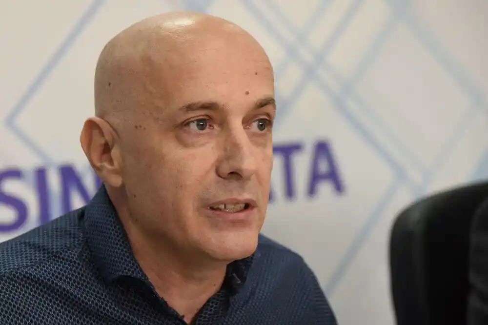 Drašković: Plata umanjena od 150 do 200 eura i nastavnicima koji su onkološki pacijenti, ili su na trudničkom bolovanju