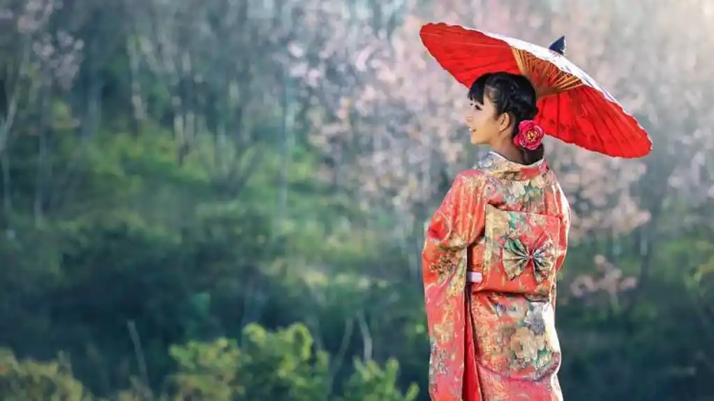 Evo zašto Japanci tokom cijele godine nose KIŠOBRANE: Razlog nije ni kiša, ni sunce