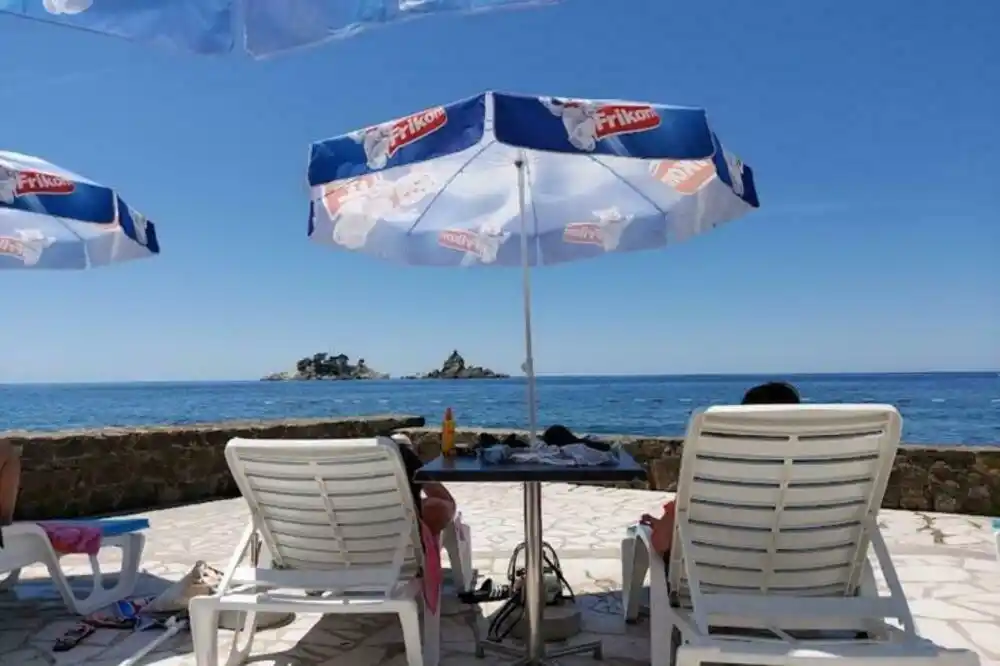 Firma „Žuti zec“: I dalje ima privilegovanih zakupaca plaža