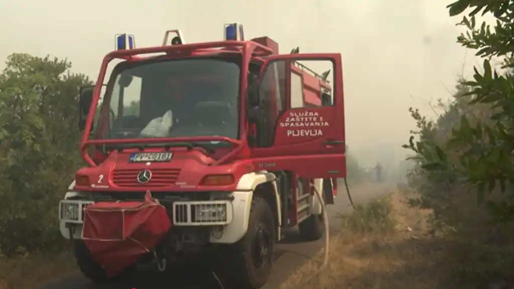 Helikopter iz Srbije stavio požar u Dajbabama pod kontrolu