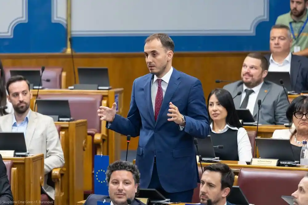 Konatar: Crnoj Gori potrebna nova i odgovorna ekonomska politika, Spajićeva Vlada narušila stabilnost javnih finansija