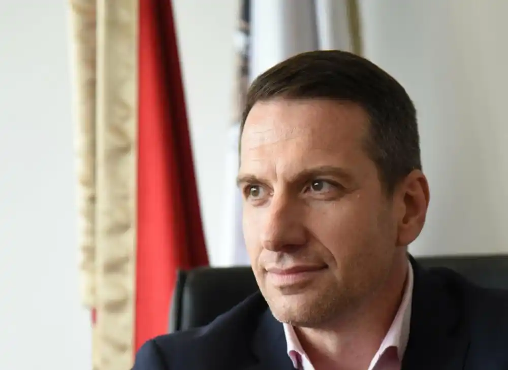 Milatović potpisao ukaze: Vesković i Vuksanović novi savjetnici