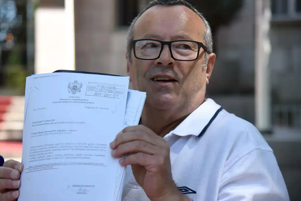Nezakonita odluka da Čivović plati sudske troškove