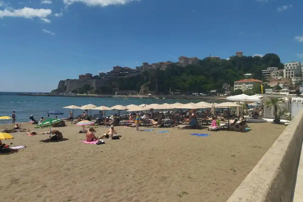 NTO: Prema Monstatu, Crnu Goru u prvih šest mjeseci posjetilo više od 940 hiljada turista