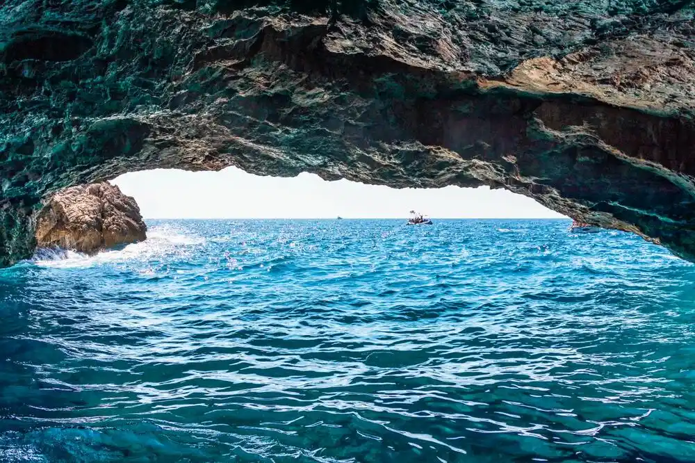 Opština Herceg Novi: Plava špilja biće upisana u Registar speleoloških objekata, od septembra posjeta samo uz dozvolu