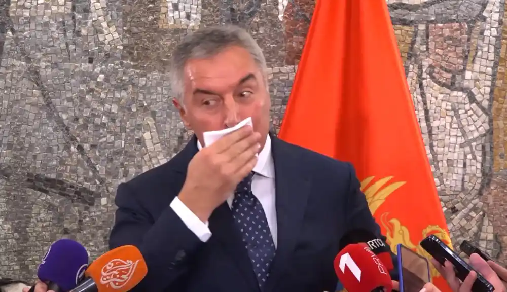 Podržali Đukanovića poslije deportacija, a sad presuđuju mrtvom Bulatoviću