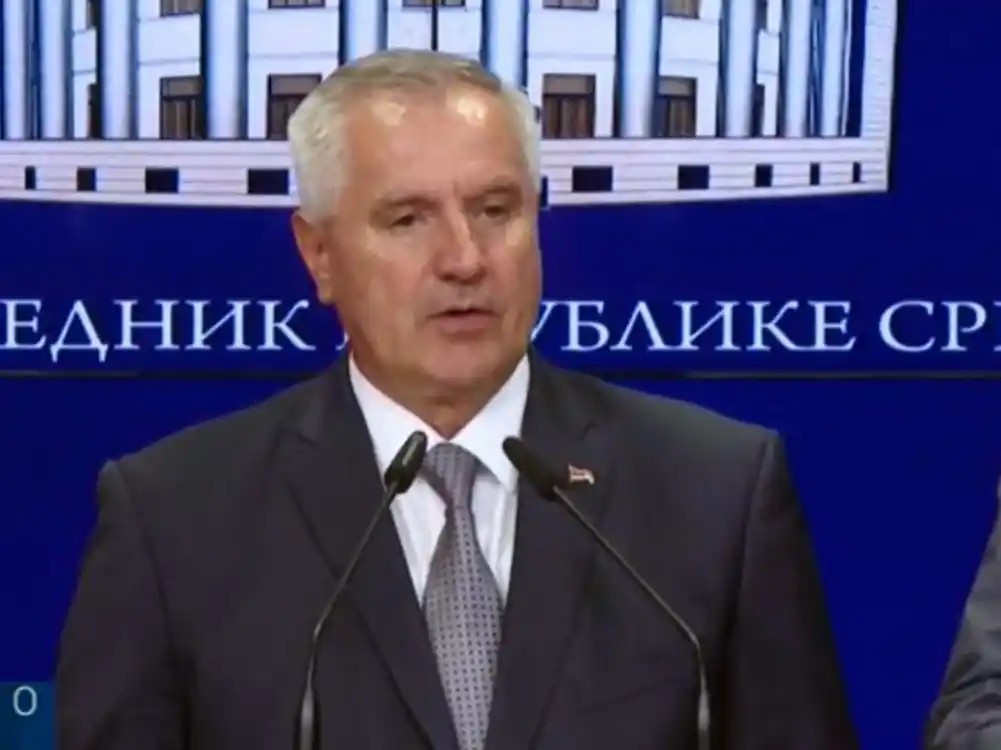 Predsjednik Vlade Republike Srpske Radovan Višković podnio ostavku!