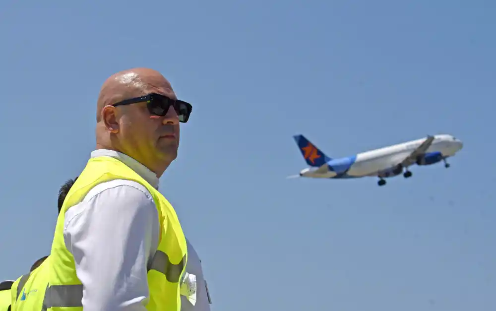 Radulović: Koncesija aerodroma bi bila kapitalna greška; Dokić: Država se pokazala kao katastrofalan upravljač svojim resursima