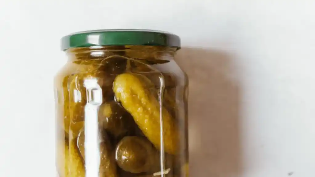 Recept za kisjele KRASTAVCE  koji će vas ODUŠEVITI ukusom i jednostavnošću