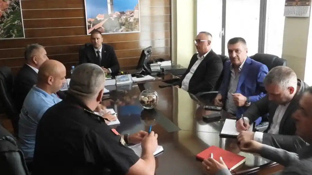 Šćepanović u posjeti RCB „Jug“: Bezbjednosna situacija na primorju STABILNA