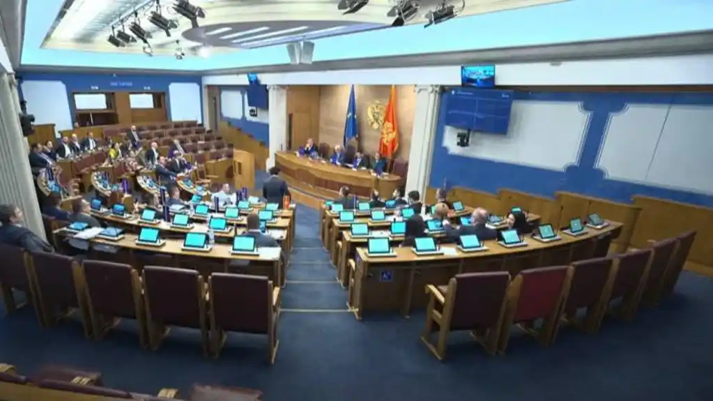 Transportna zajednica: Crna Gora usvojila DVIJE KLJUČNE  zakonske reforme u sektoru saobraćaja – Važan korak na ž EVROPSKOM putu